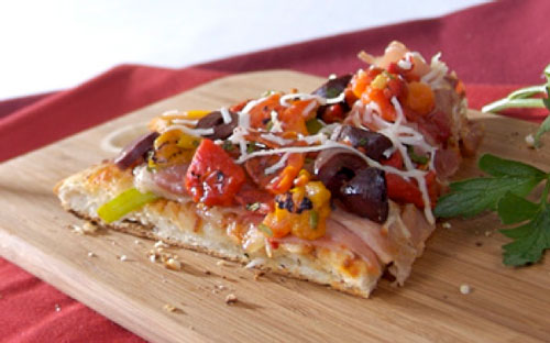 Roasted Bell Pepper and Kalamata Pizza